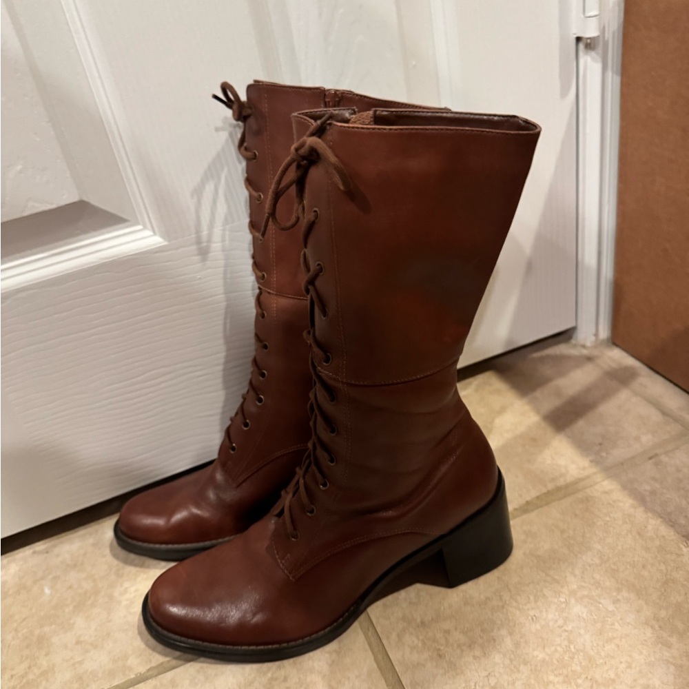 PAZZO Chestnut Lace-Up Women's Boots - Picture 3 of 7